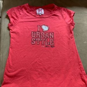 Lara Sprit Urban style t-shirt